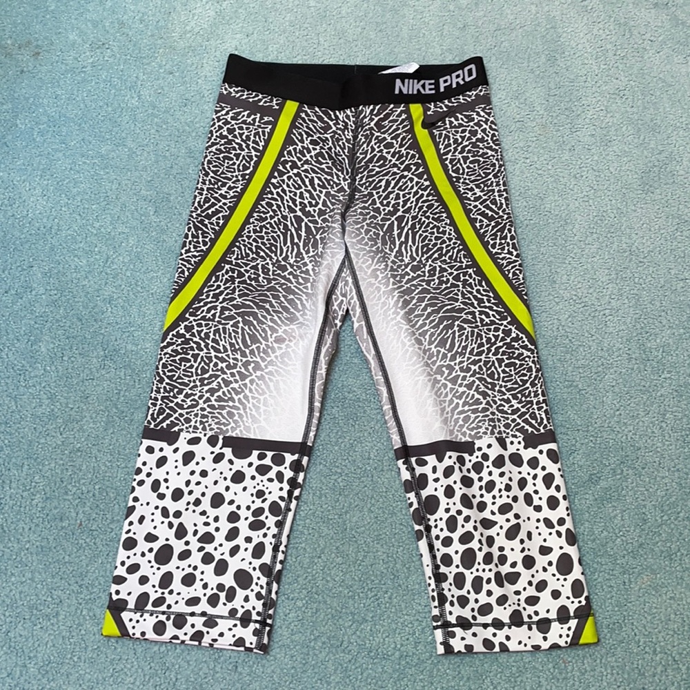 Nike Pro Cropped Leggings